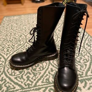 1914 Smooth Leather Tall Boots: Doc Martins